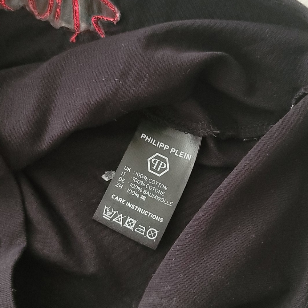 Tshirt - Picture 3 of 5